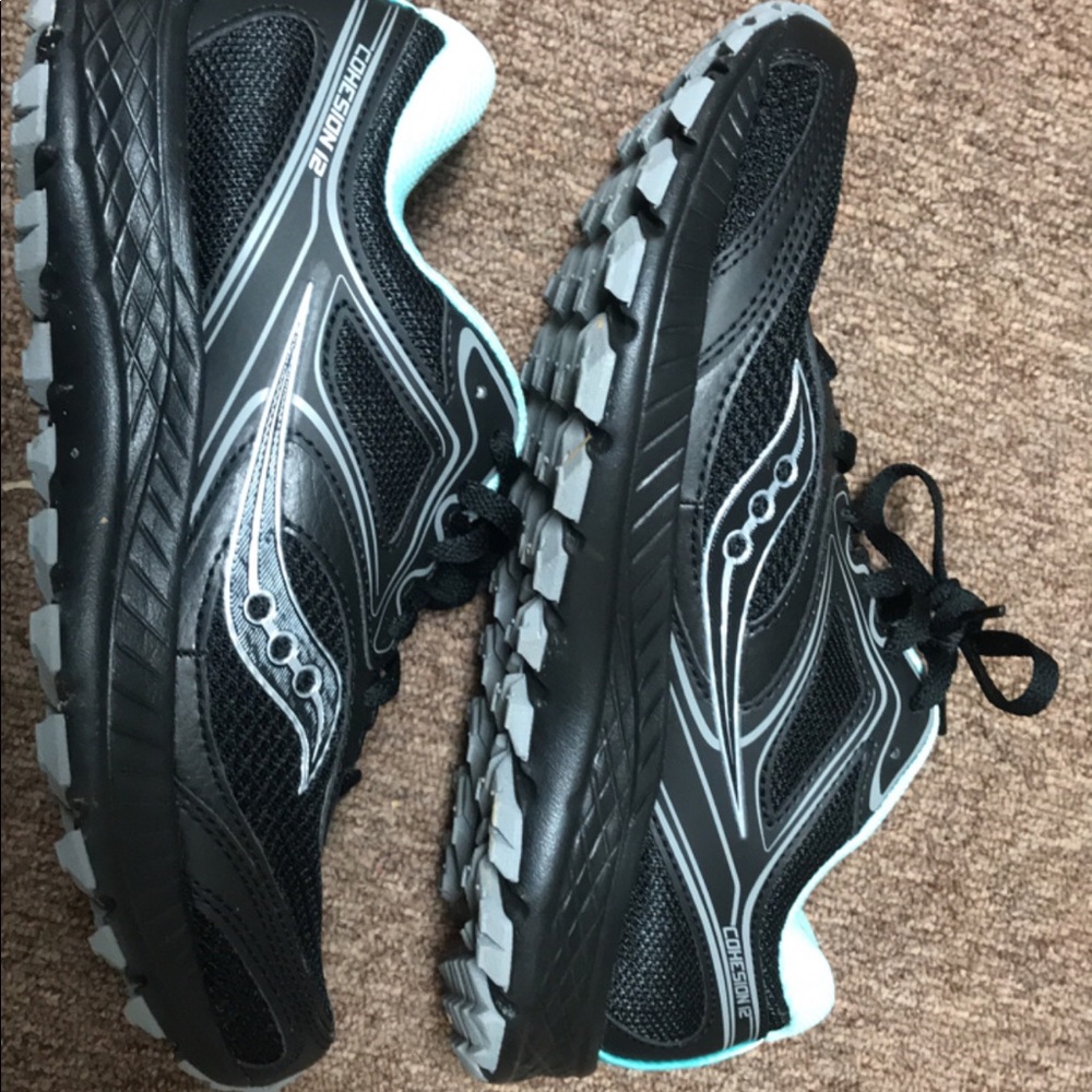 Women’s Saucony’s size 7.5